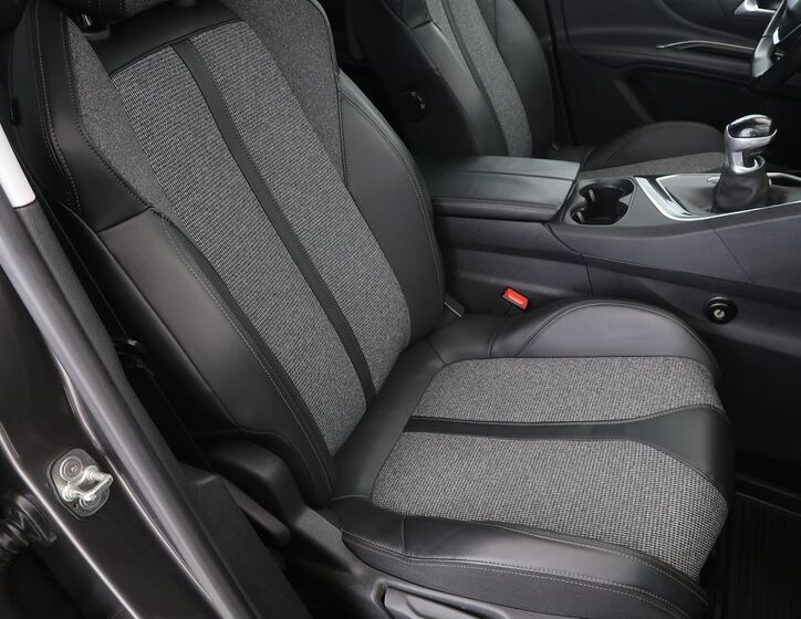 Peugeot 5008 17