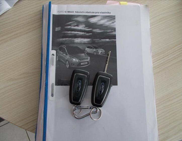 Ford C-MAX 33