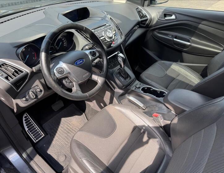 Ford Kuga 12