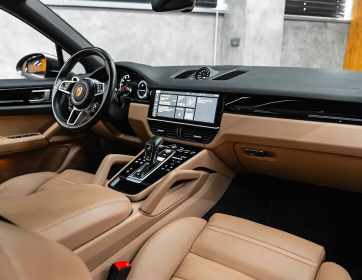 Porsche Cayenne 20