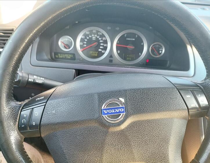 Volvo XC90 11