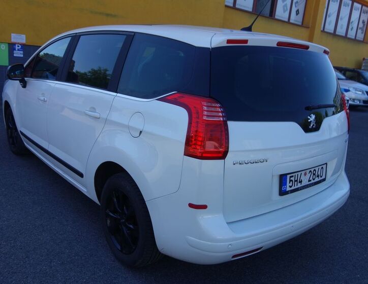 Peugeot 5008 11