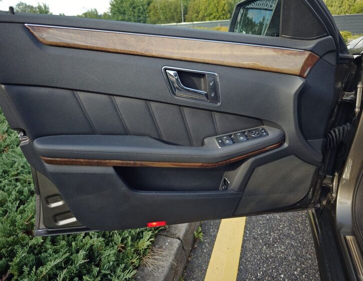 Mercedes-Benz Třídy E 9
