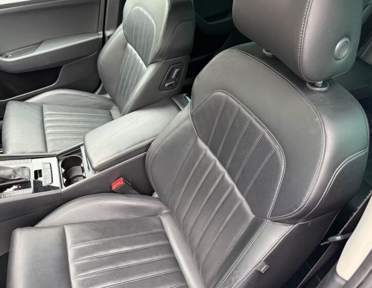 Škoda Superb 9