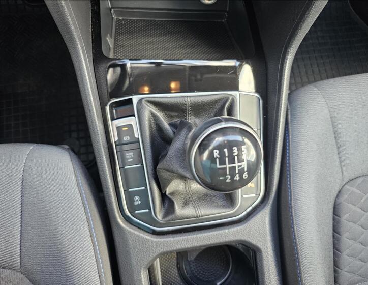 Volkswagen Golf Sportsvan 22
