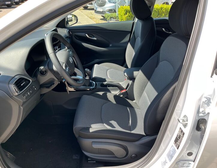 Hyundai i30 13