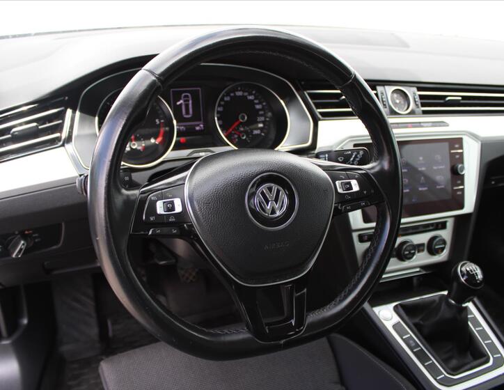 Volkswagen Passat 14