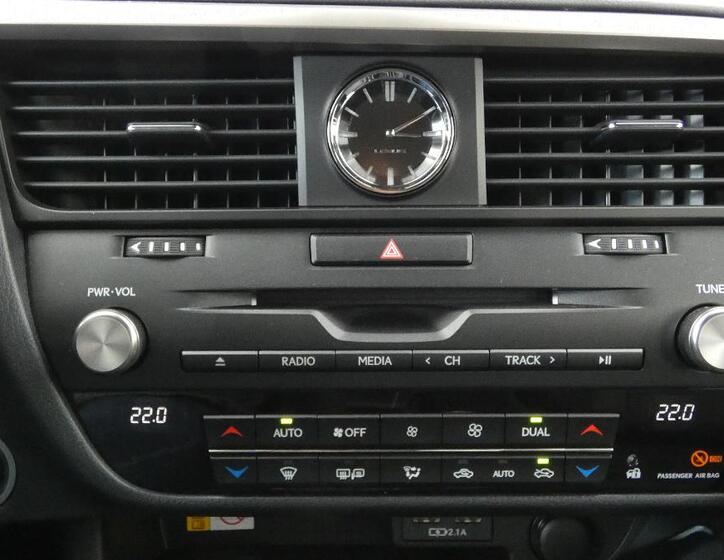 Lexus RX 300 16