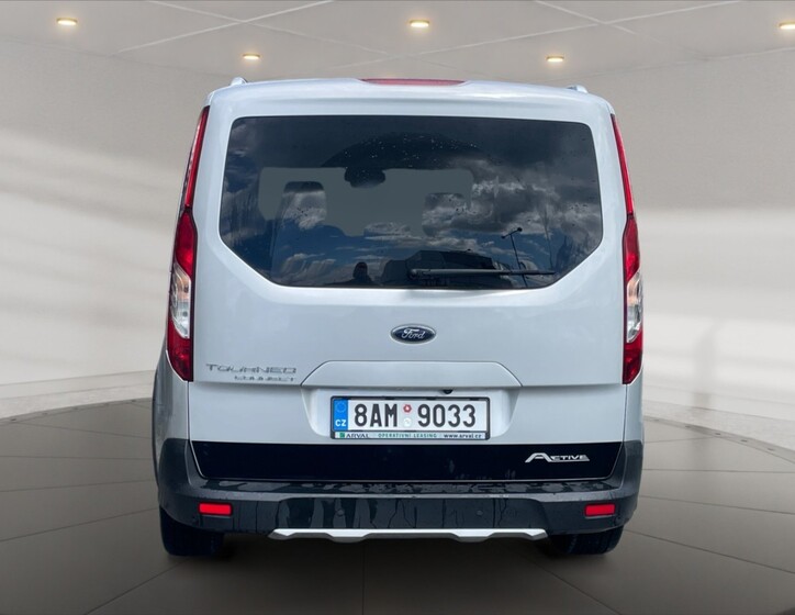 Ford Tourneo Connect 5