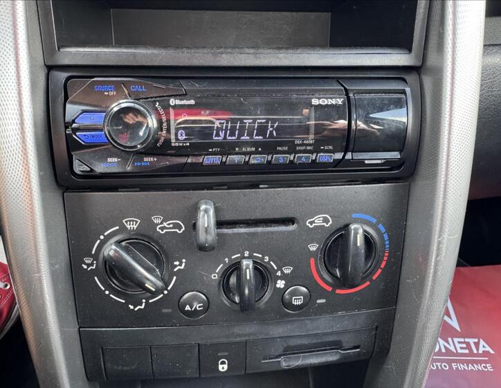 Peugeot 207 18