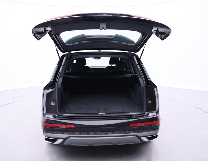Audi Q7 9