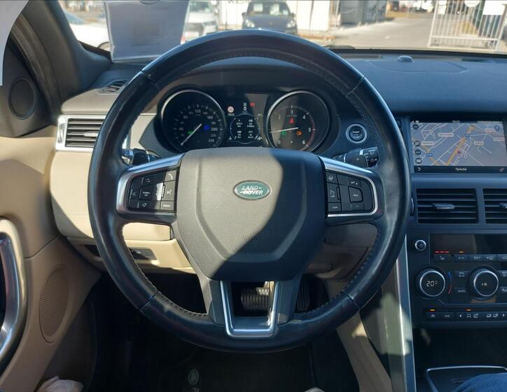Land Rover Discovery Sport 28