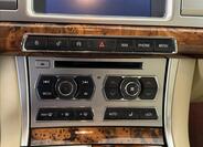 Jaguar XF 15