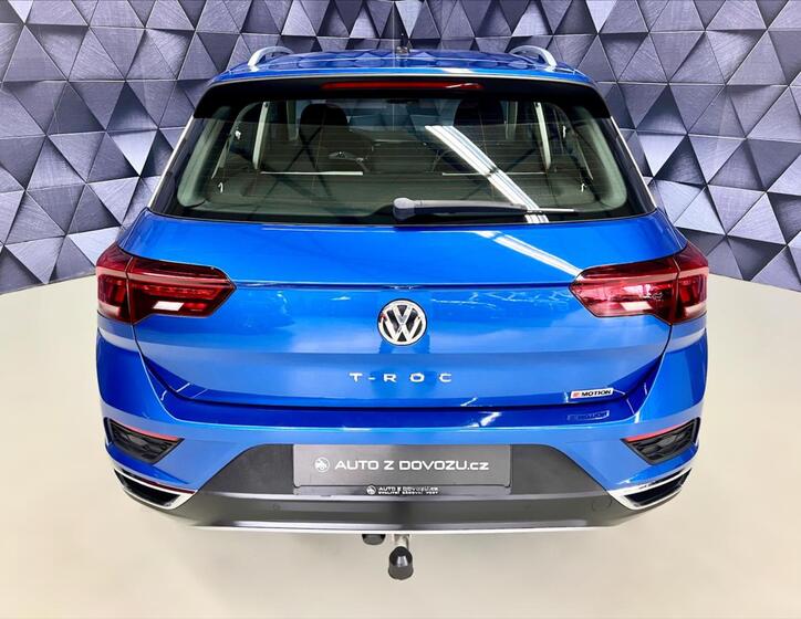 Volkswagen T-Roc 6