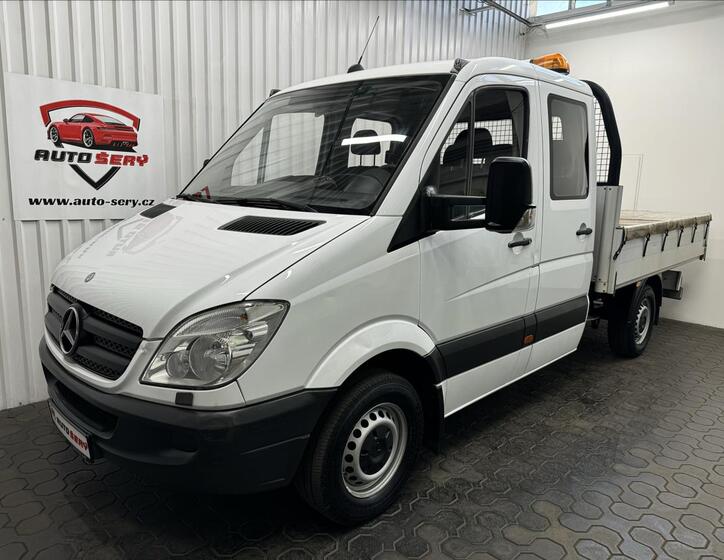 Mercedes-Benz Sprinter 2