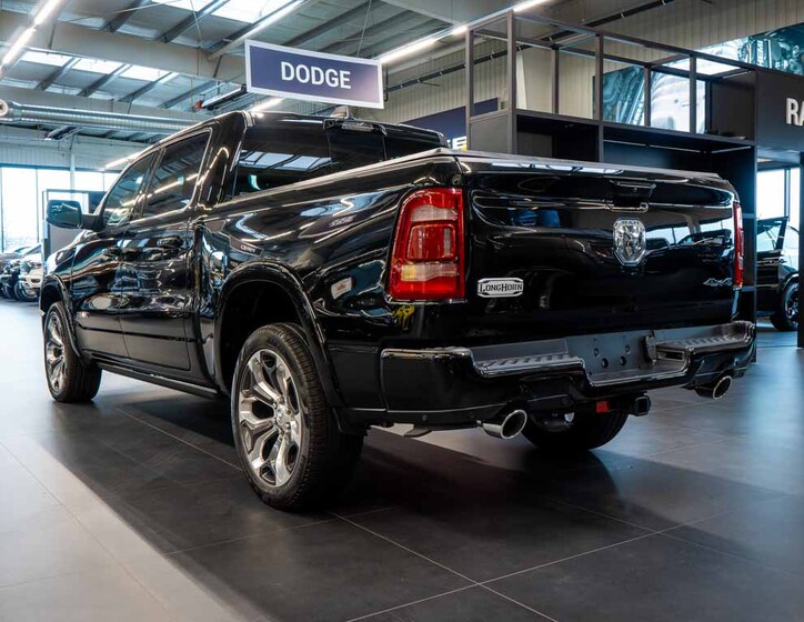 Dodge RAM 3