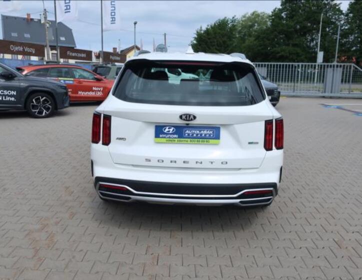 KIA Sorento 6