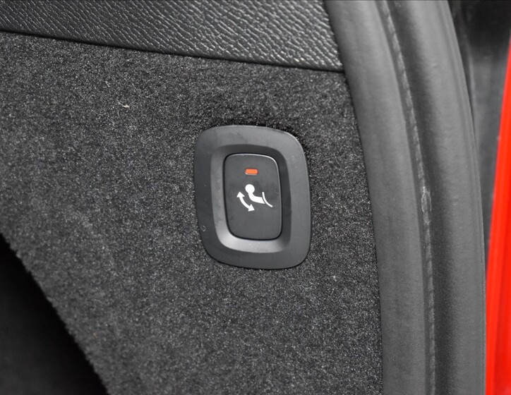 Volvo XC90 11