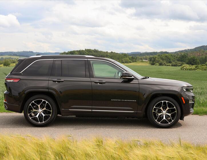Jeep Grand Cherokee 8