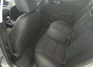 KIA XCeed 10