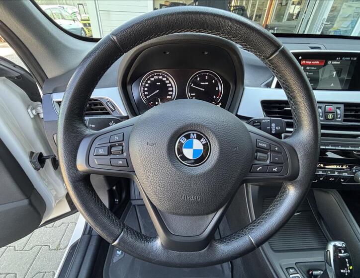 BMW X1 22