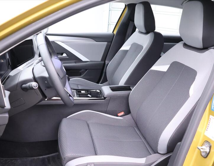 Opel Astra 11