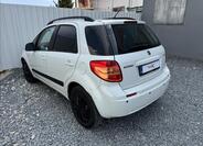 Suzuki SX4 10