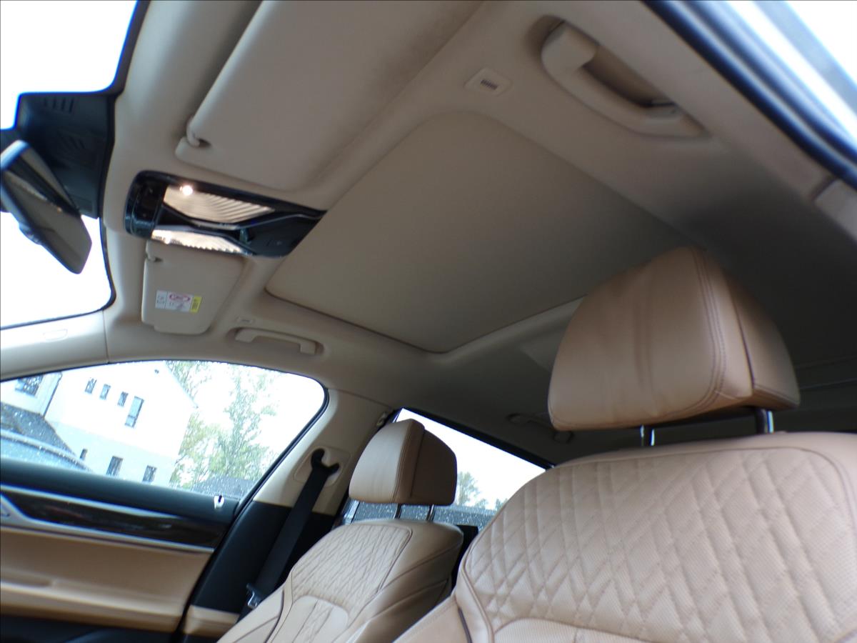 BMW Řada 7