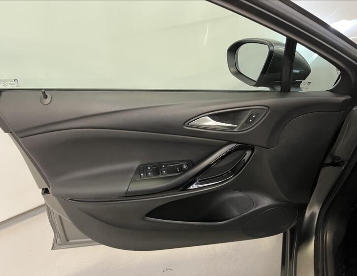 Opel Astra 24