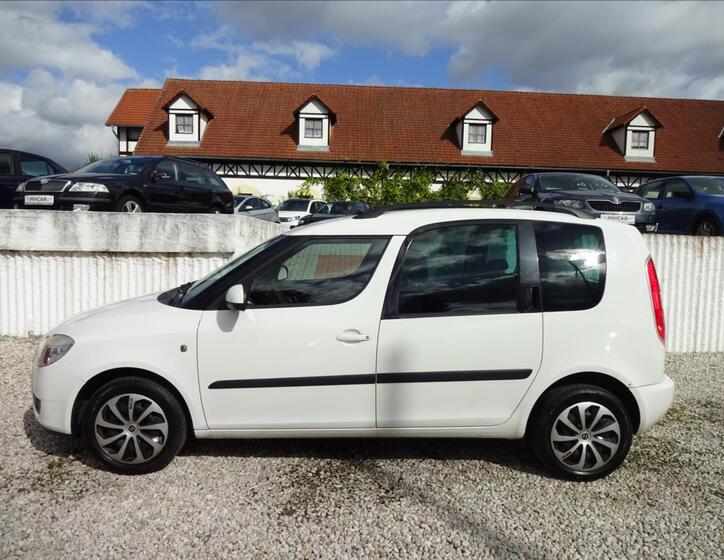 Škoda Roomster 4