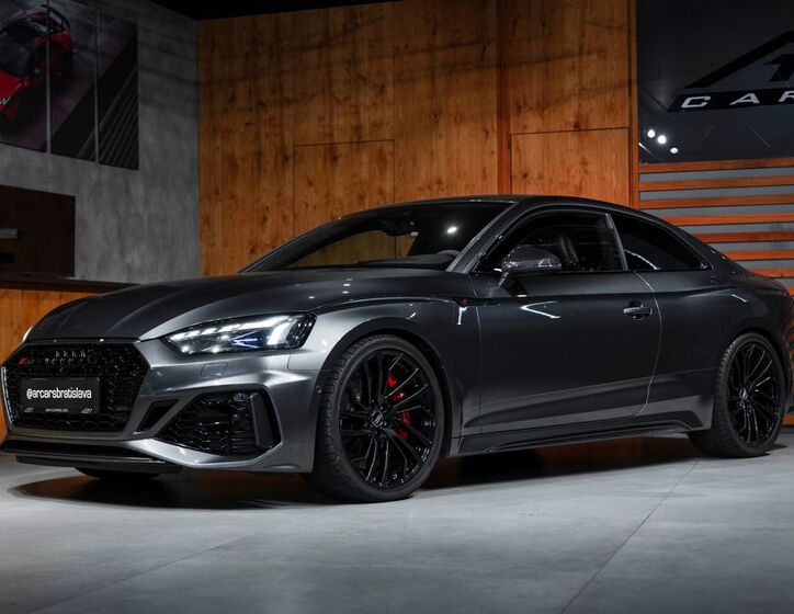 Audi RS5 1