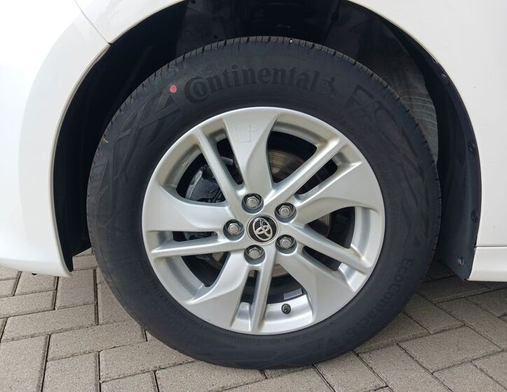 Toyota Yaris 28