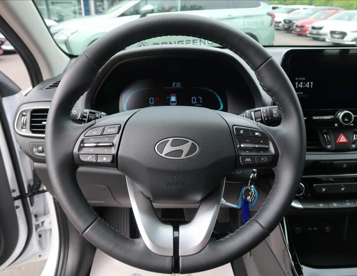 Hyundai i30 18