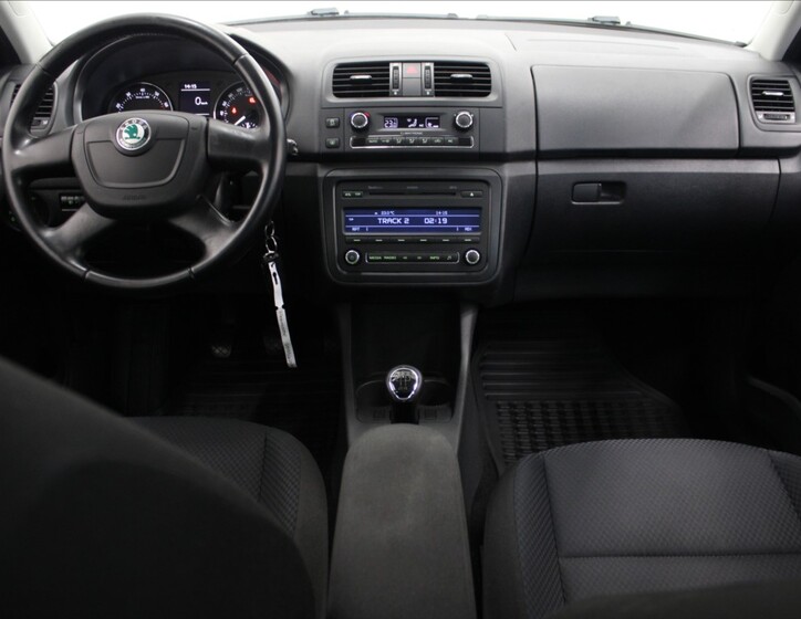 Škoda Roomster 8