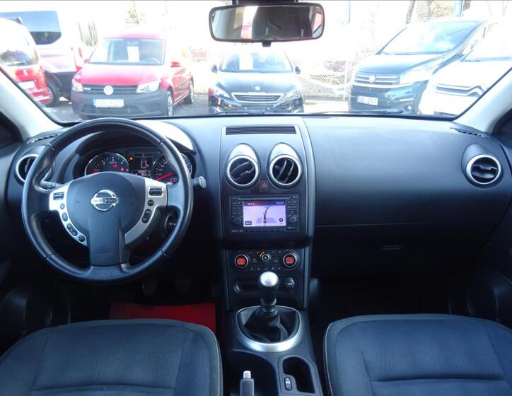 Nissan Qashqai 30