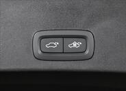 Volvo XC40 12
