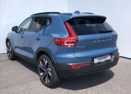 Volvo XC40 9