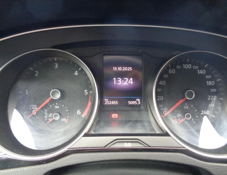 Volkswagen Passat 5