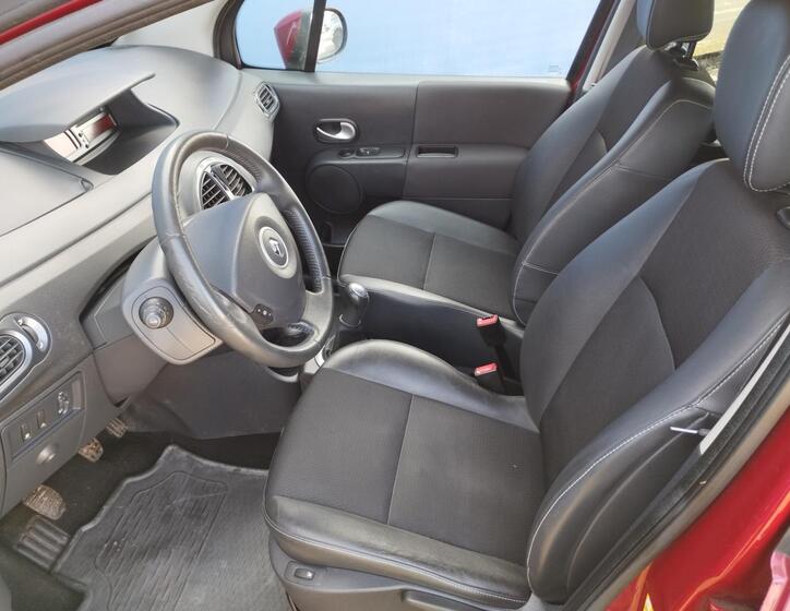 Renault Modus 7