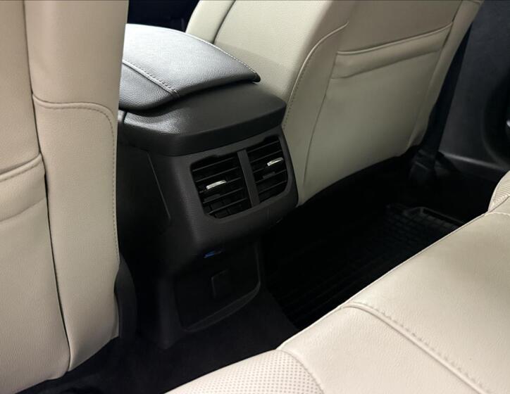 Ford Mondeo 13