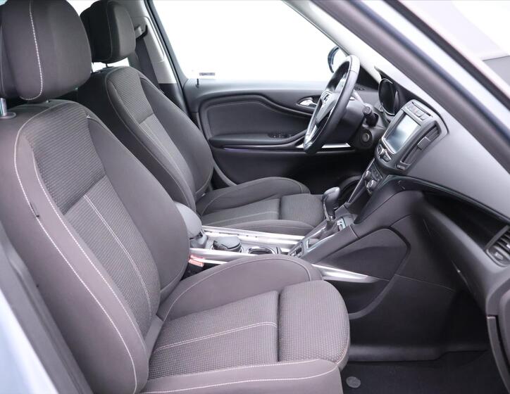 Opel Zafira 12