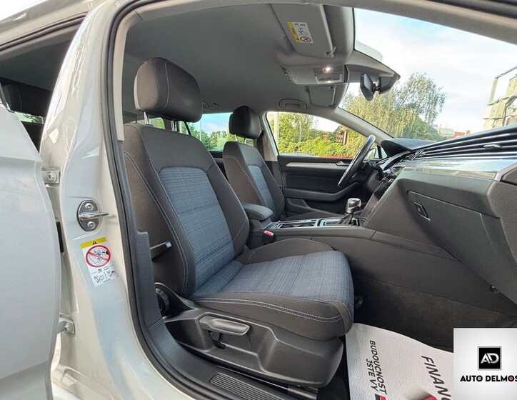 Volkswagen Passat 35