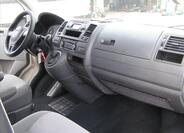 Volkswagen Caravelle 21
