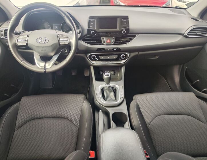 Hyundai i30 12