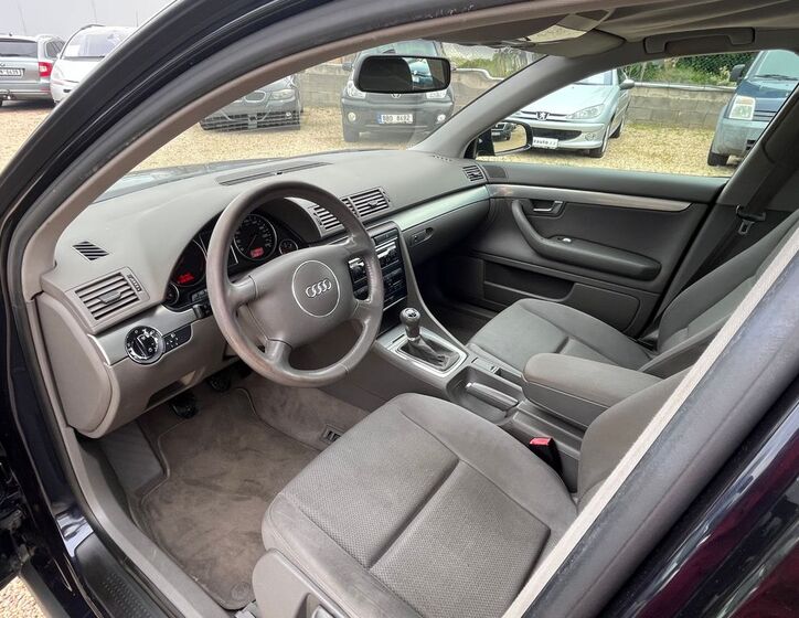 Audi A4 11