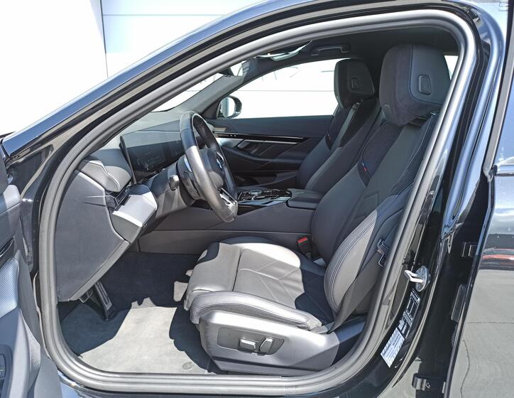 BMW Řada 5 11