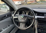 Škoda Superb 16