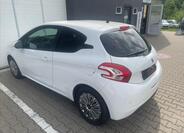 Peugeot 208 6