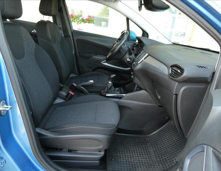Opel Crossland X 19