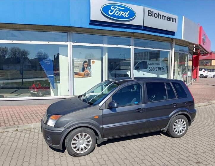 Ford Fusion 1